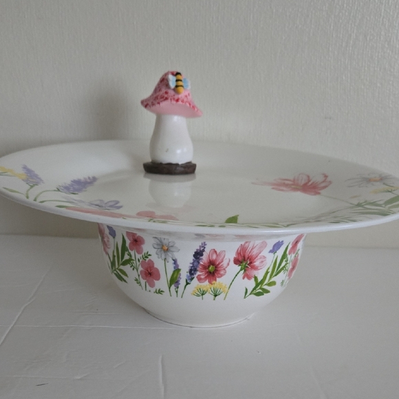 Floral Ceramic Cake/Cupcakes Cookies Dessert Pink Mushroom Petastole Dish - Picture 1 of 4